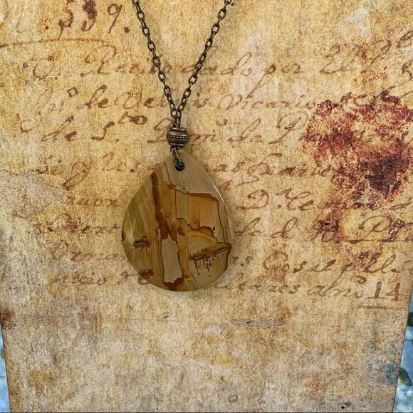 Hand crafted Large Tear Drop Jasper Necklace with Brass Chain 22” long - Picture 5 of 9